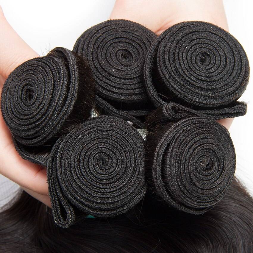 Peruvian Body Wave Human Hair Bundles with Frontal Closure Peruvian Body Wave Human Hair Bundles with Frontal Closure